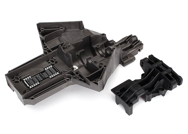 7727X Bulkhead, rear (upper & lower), center differential (replacing #7727 & #7728 requires #5108 ball bearings (2))