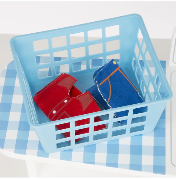 9352 Wooden Wash, Dry & Iron Play Set Age: 3 Years+