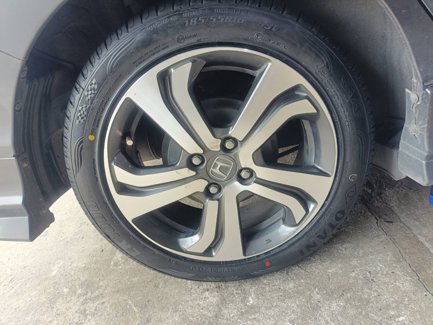 🚘 #HONDA_CITY เปลี่ยนยาง #มั่นใจใช้ยางโอตานิ 🛞 ￼#OTANI #EK1000 185/55R16