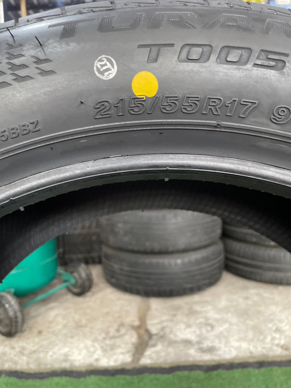Bridgestone TuranzaT005A 215/55R17 ยางใหม่ปลายปี2022 (4เส้น)