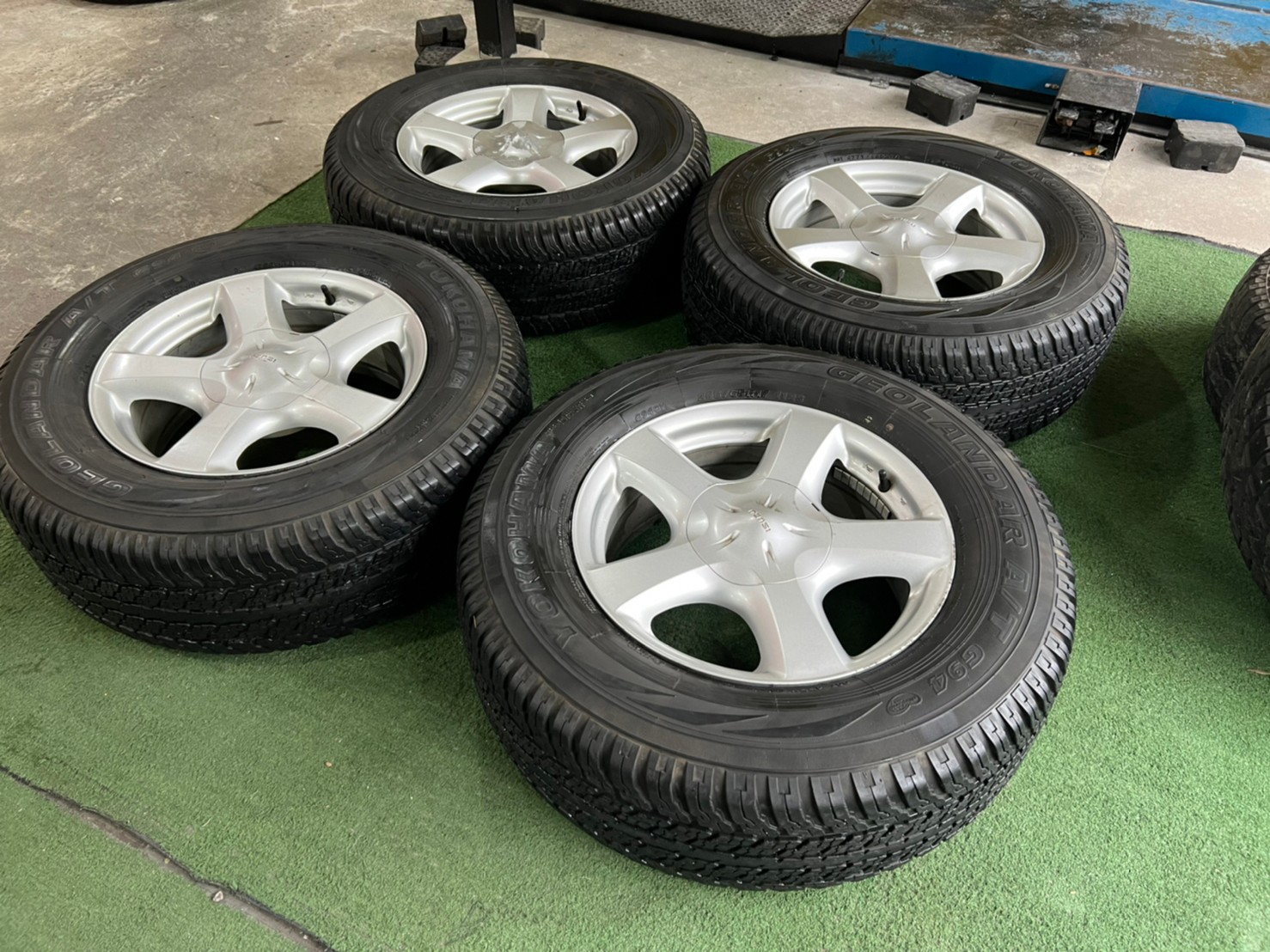 ล้อ ISUZU พร้อมยางYOKOHAMA 265/65R17