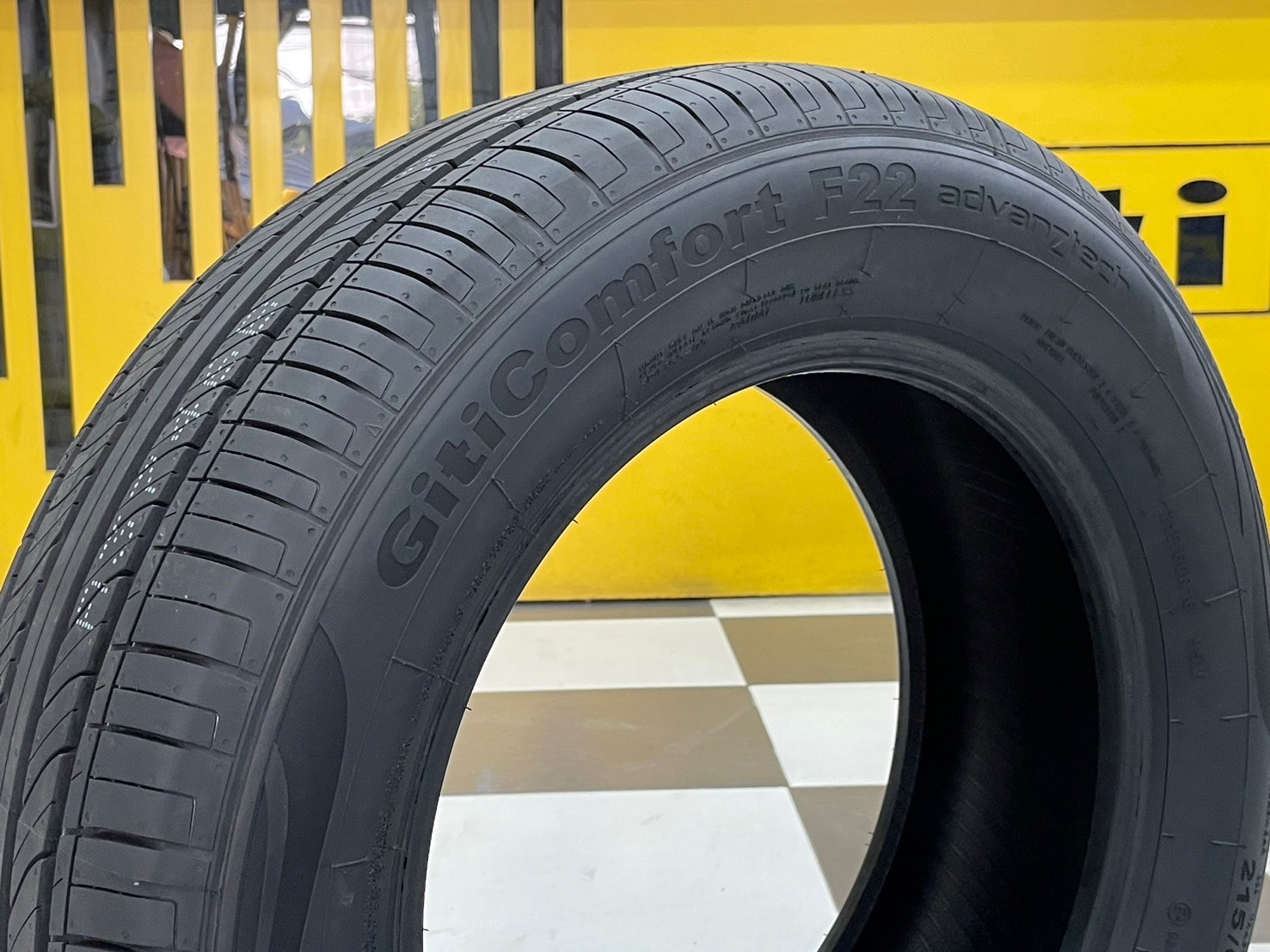 GITI Comfort F22 215/60R16 ยางคุณภาพดีนุ่มเงียบ ยางใหม่ปี2024