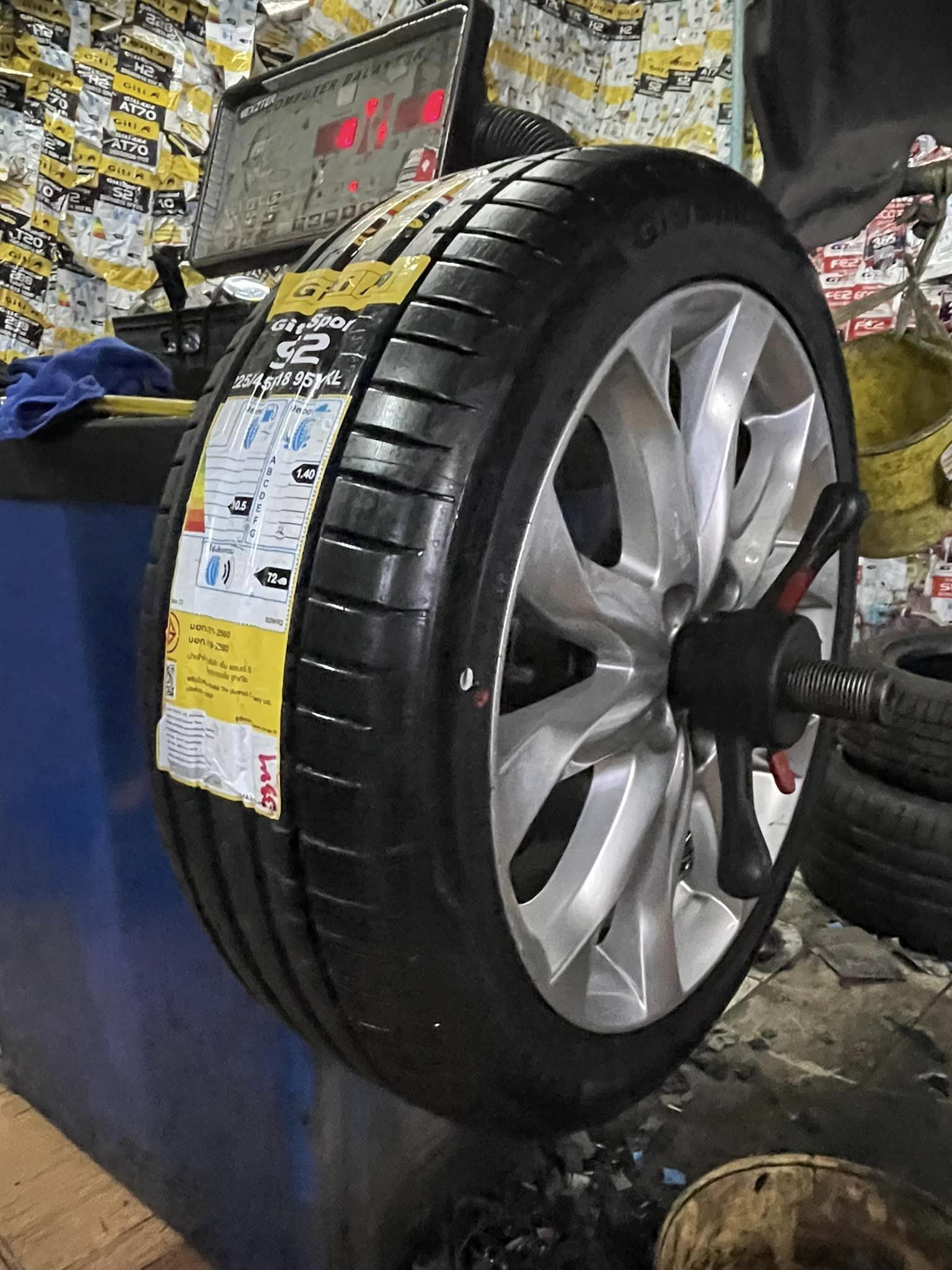 🚗#MAZDA_3 #Giti_SportS2 #225/45R18