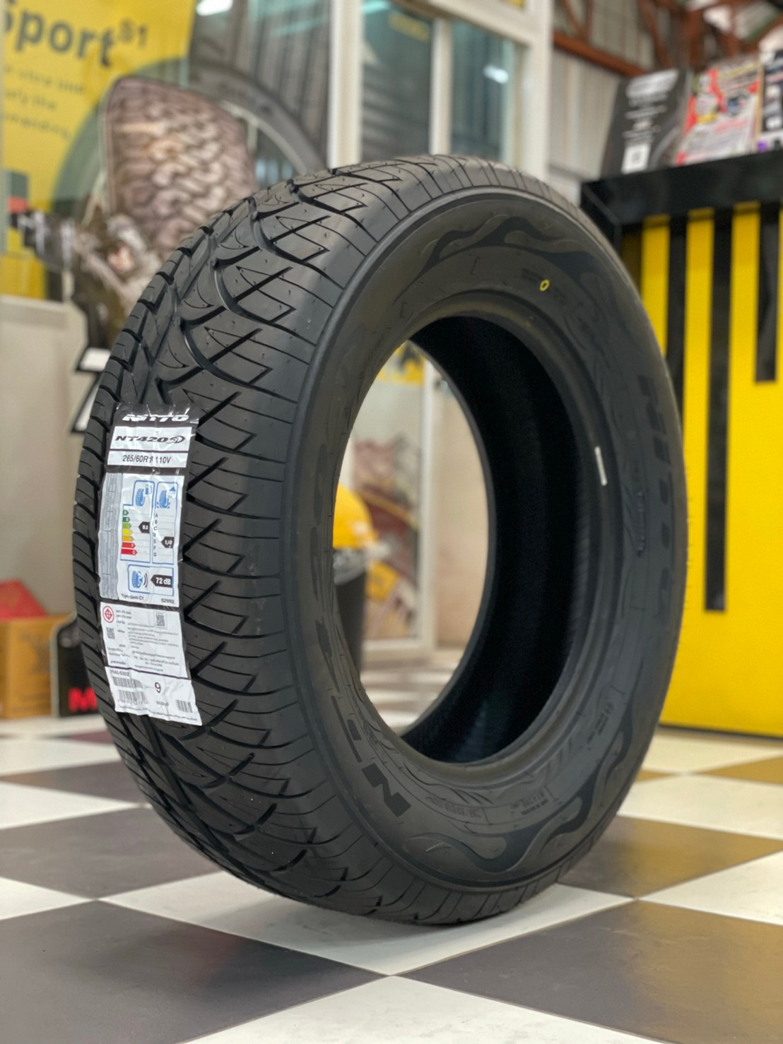 NITTO NT420SD 265/60R18 ยางลายซิ่ง สปอร์ต สมรรถนะสูง ยางใหม่ปี2022