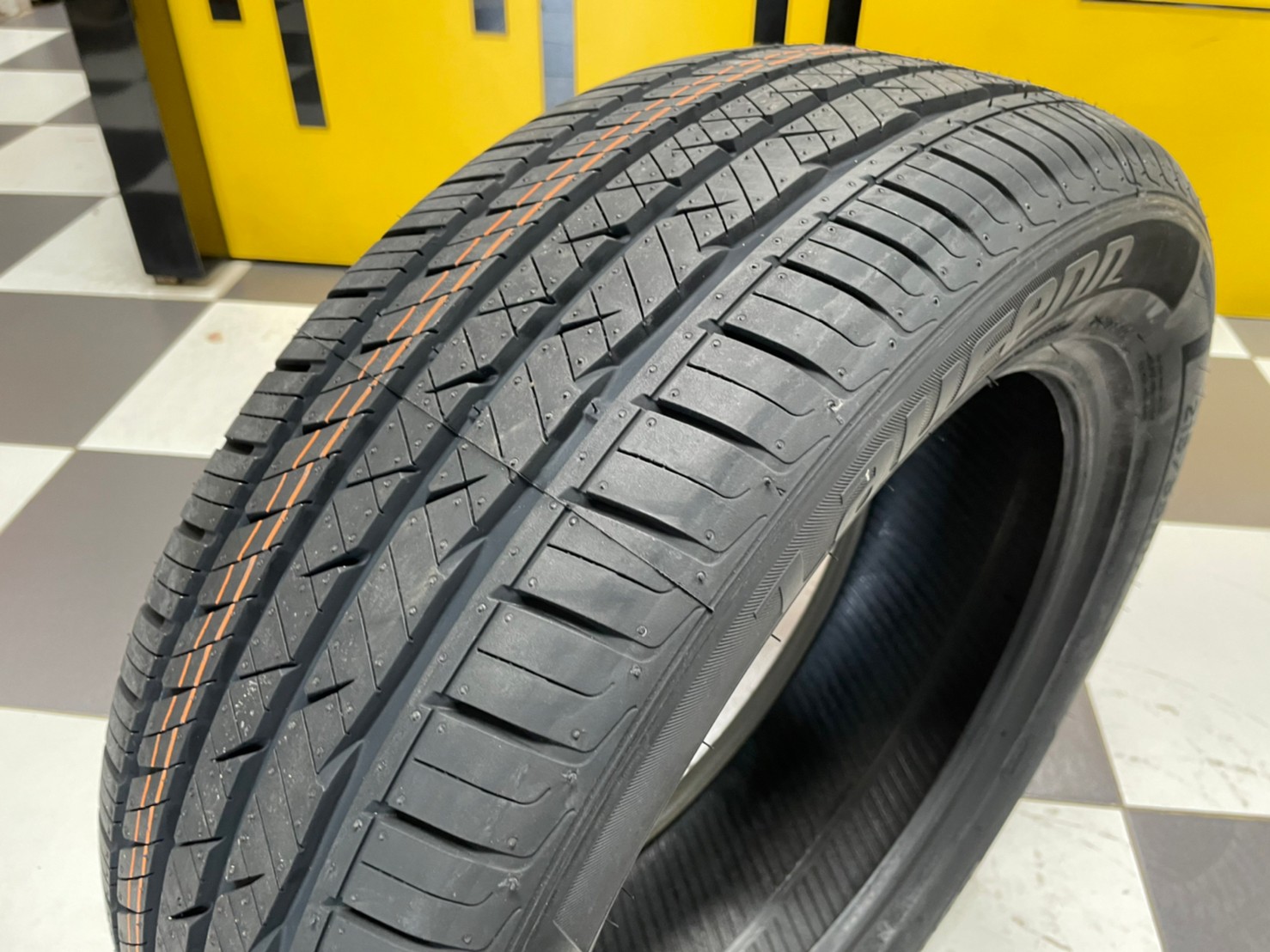 ยางLaufenn S Fit As 215/55R17 ยางใหม่ปี2022 ยางสัญชาติเกาหลี
