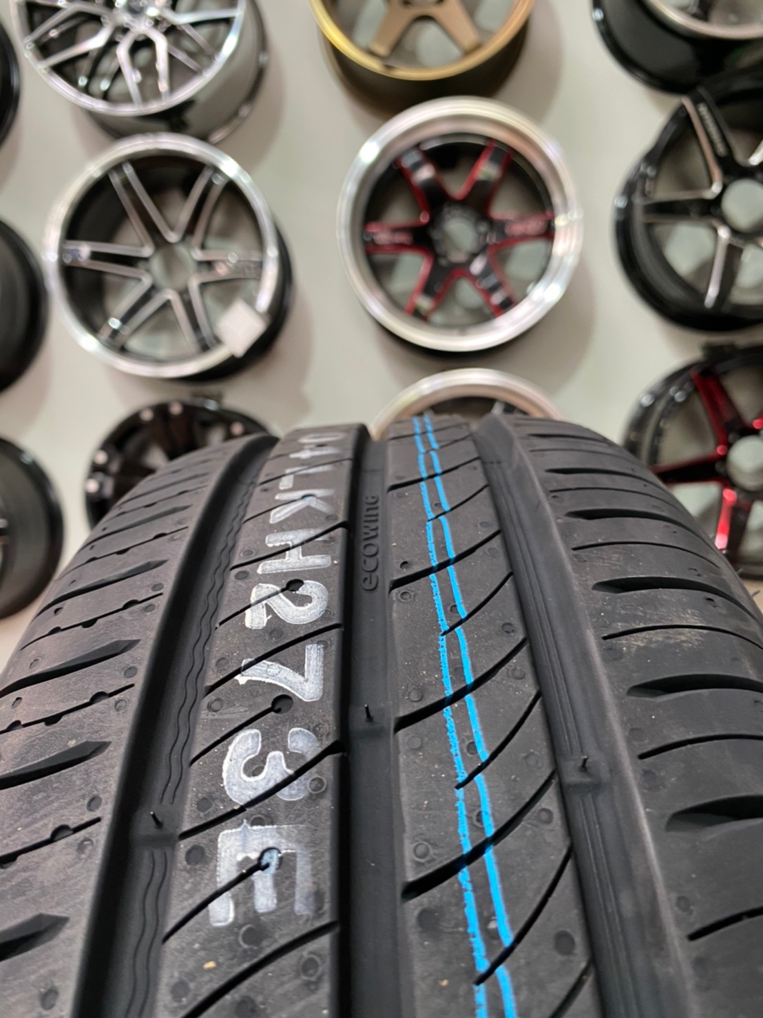 185-55R16 คัมโฮ KUMHO ยางอีโกคาร์นุ่มเงียบ พร้อมติดตั้งฟรี