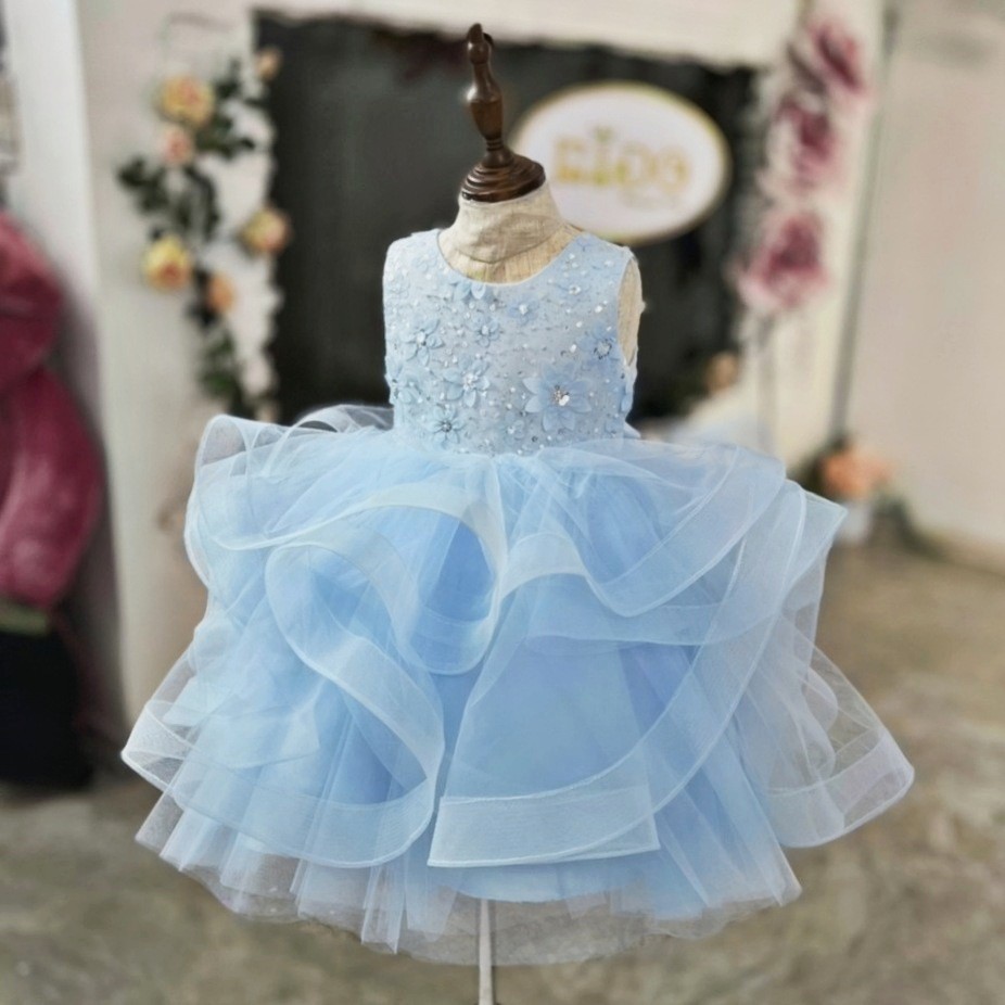 ชุดราตรีเด็ก(หน้าร้านอยู่รัชดา ลองได้ถ่ายรูปจากชุดจริง)A218สีชมพูเข้ม กระโปรงสั้นชั้นพอง อกปักดอกไม้สวยหวาน น่ารัก