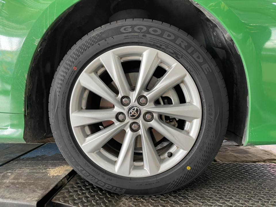 TOYOTA_ALTIS 🚘เปลี่ยนยาง 🛞🐘#GOoDRIDE_G-127_205/55R16