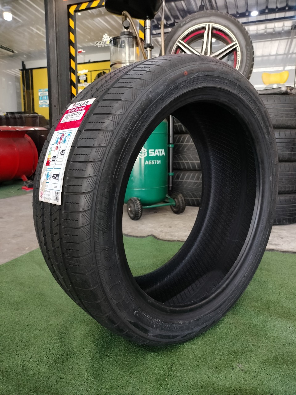 225/45R18 ATLAS FORCE UHP ยางใหม่ปี2022 ยางสัญชาติอเมริกัน Made in Thailand