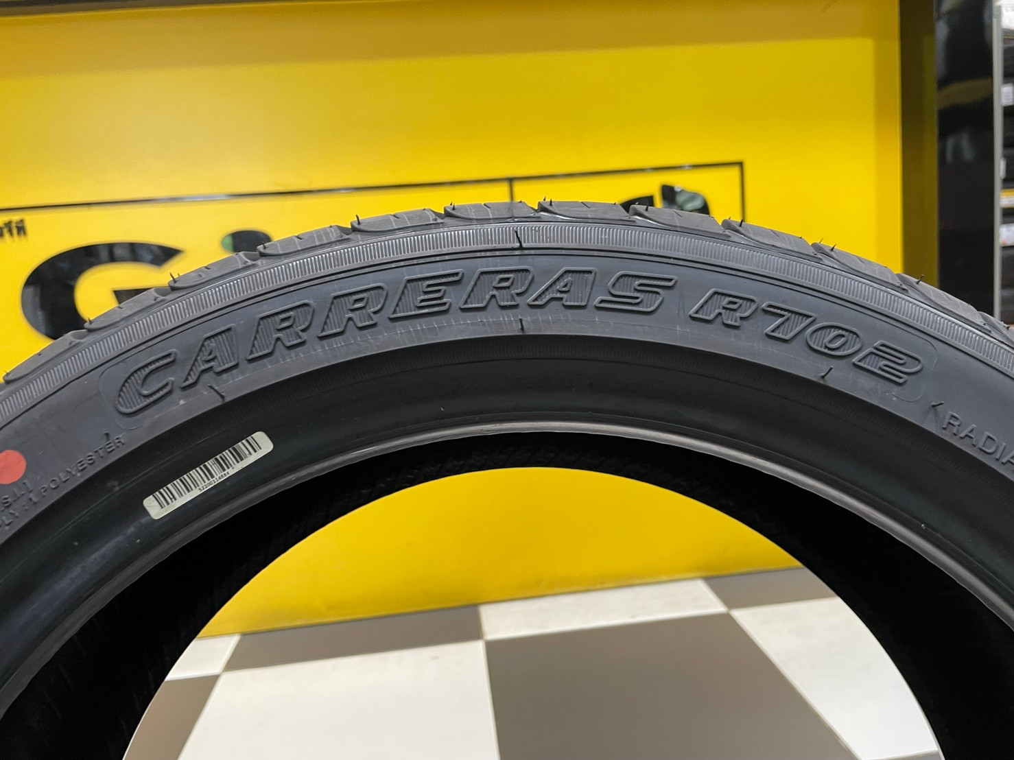 205/45R17 ยางใหม่ดีสโตน Deestone CARRERAS R702 ยางใหม่ปี2022