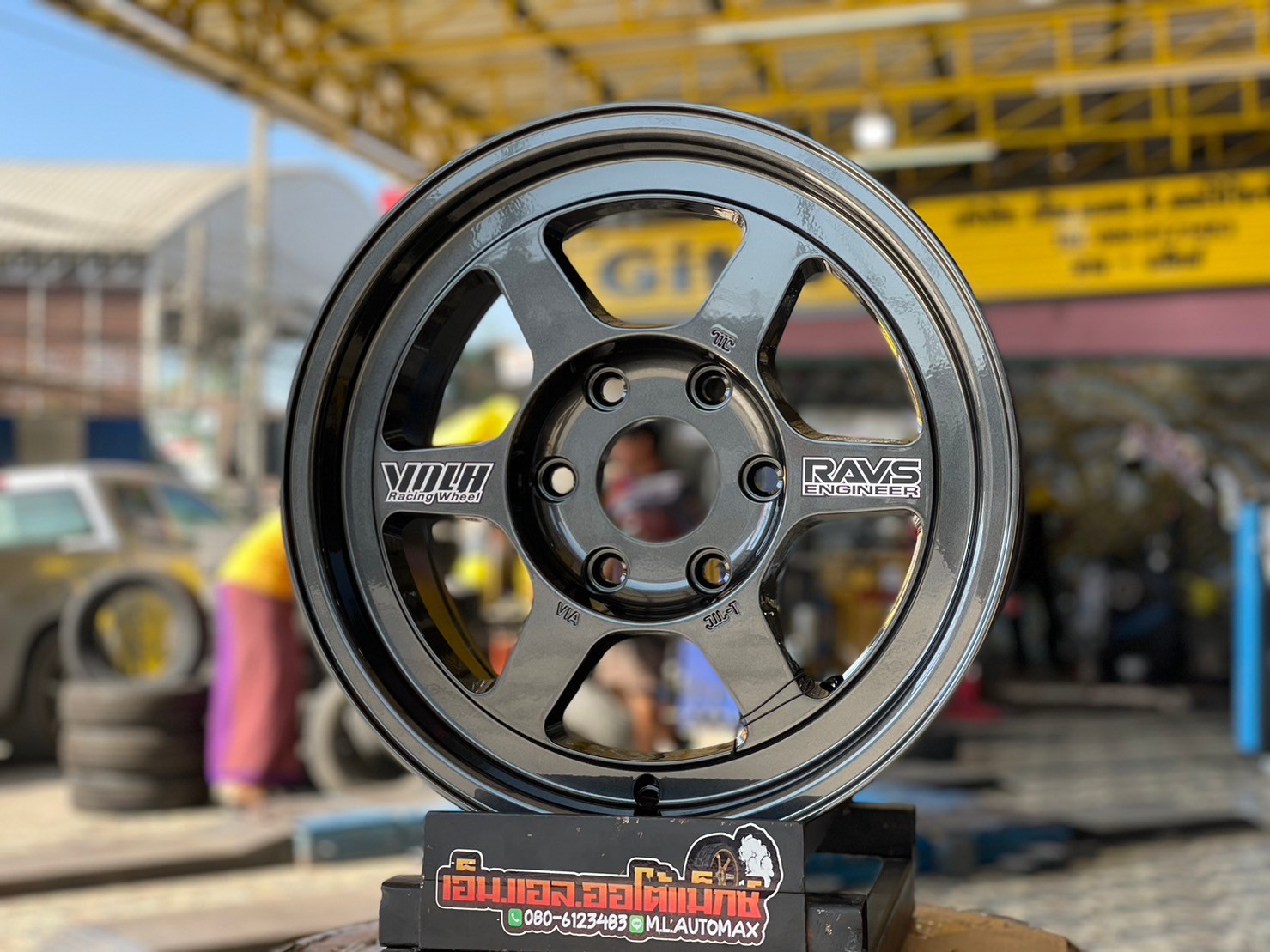 #TE37 16x8 ET25 6x130 สีเทากัน สำหรับรถตู้รุ่นใหม่