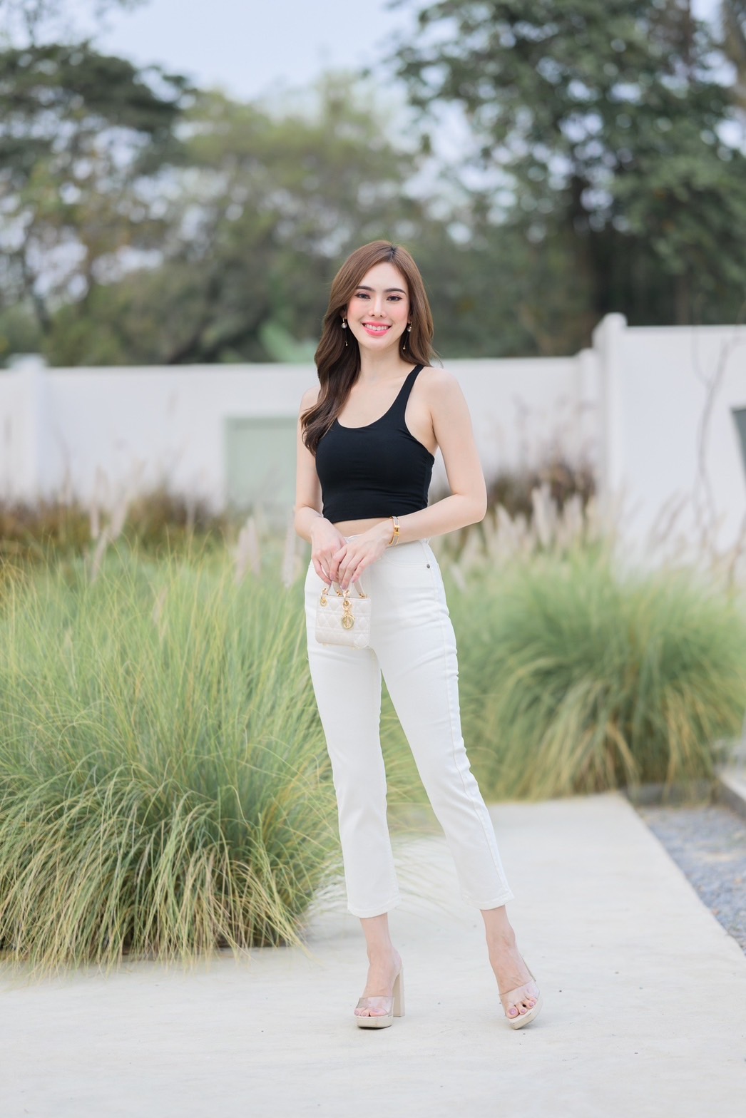 กางเกงยีนส์ ขาวยาว 7 ส่วน ทรงกรบอกเล็ก ผ้านิ่ม ยืด ใส่สบาย