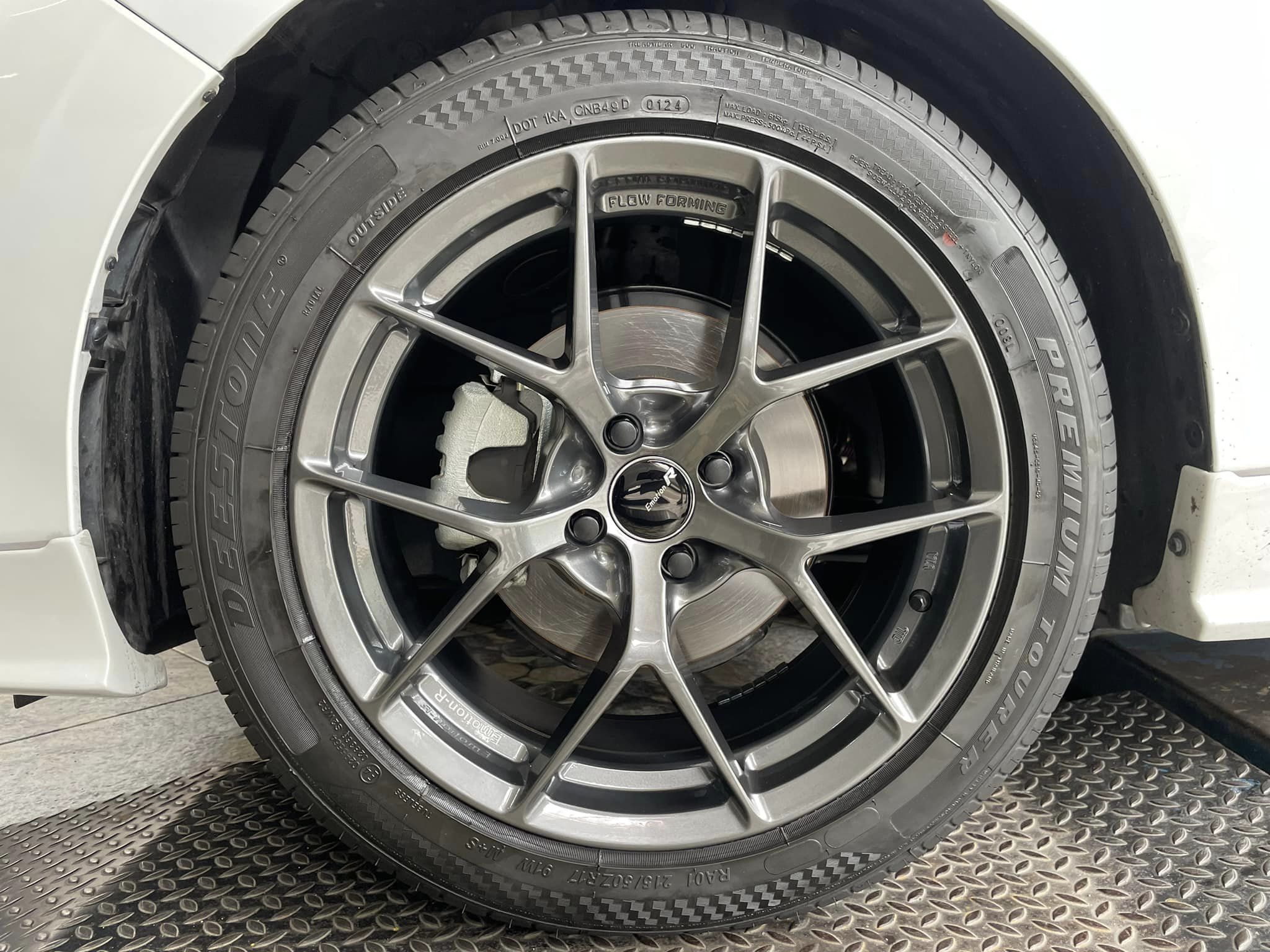 #TOYOTA_YARIS #ล้อแม็กซ์Emotion-R_17X7.5 ET35 4X100DG