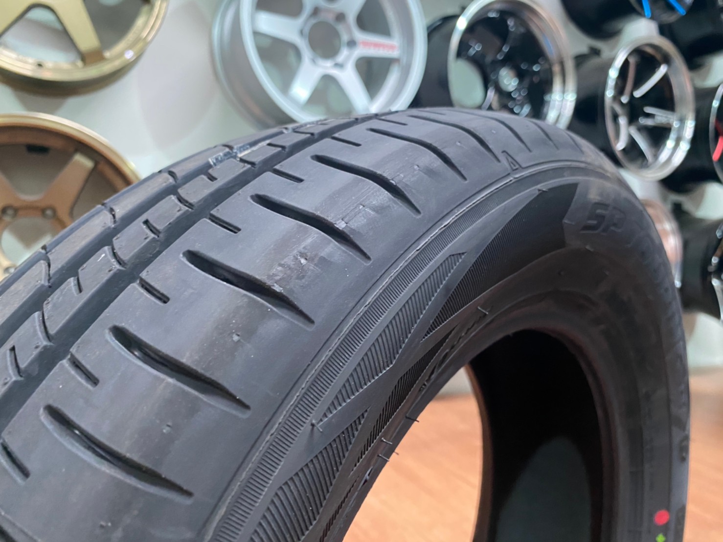 195/60R15 DUNLOP SP TOURING R1 ยางใหม่ปี2020