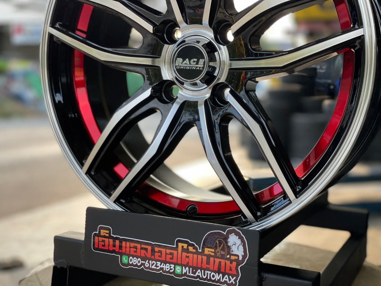 ล้อแม็กซ์ขอบ15 Wheel Performance Model WP-R10 กว้าง6.5 ออฟ35 4รู100 สีดำมิลลิ่งแดงหน้าเงา