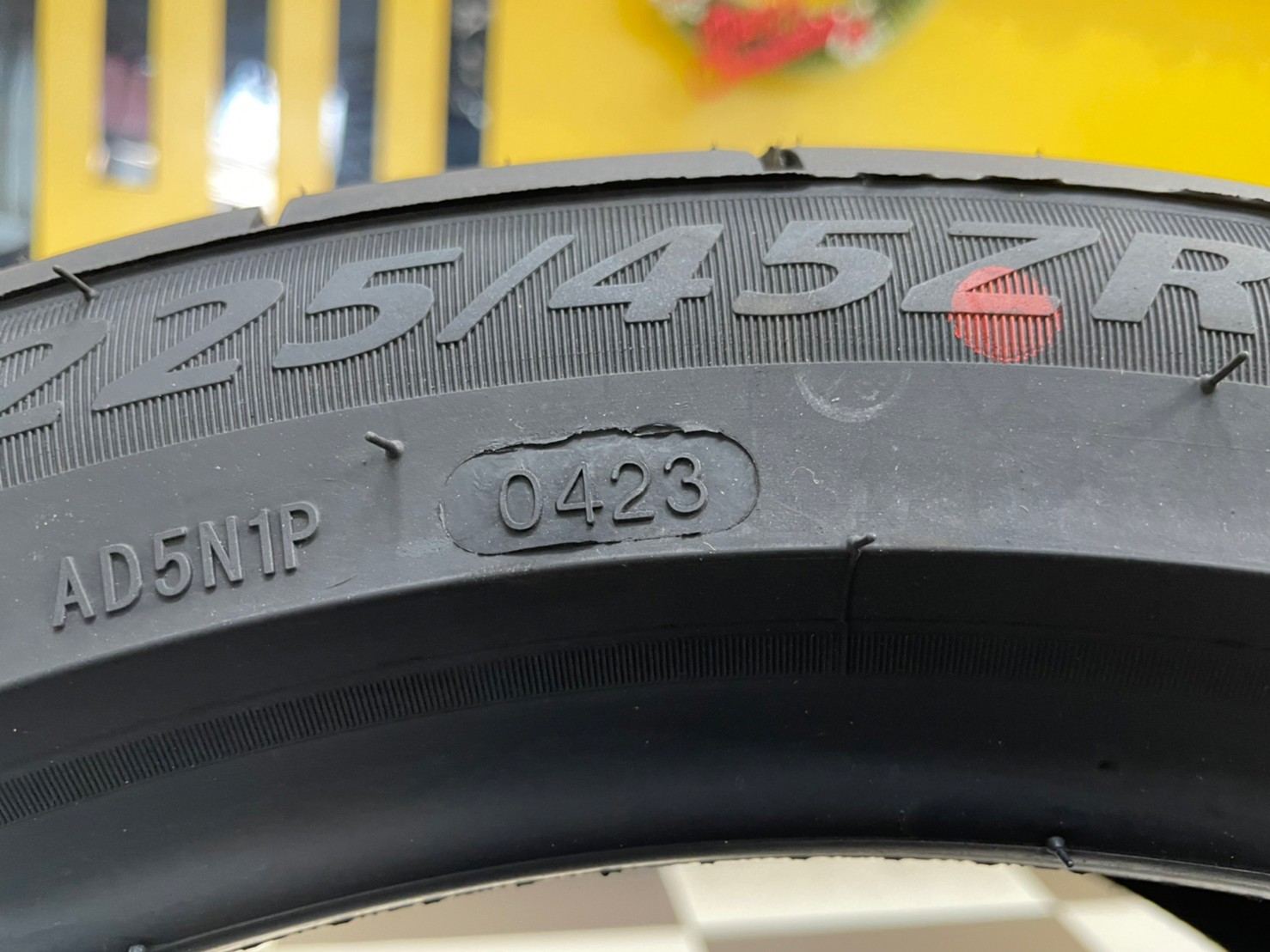 225/45R18 KINTO FORZA 001 Treadwear 280 ยางใหม่ปี2023