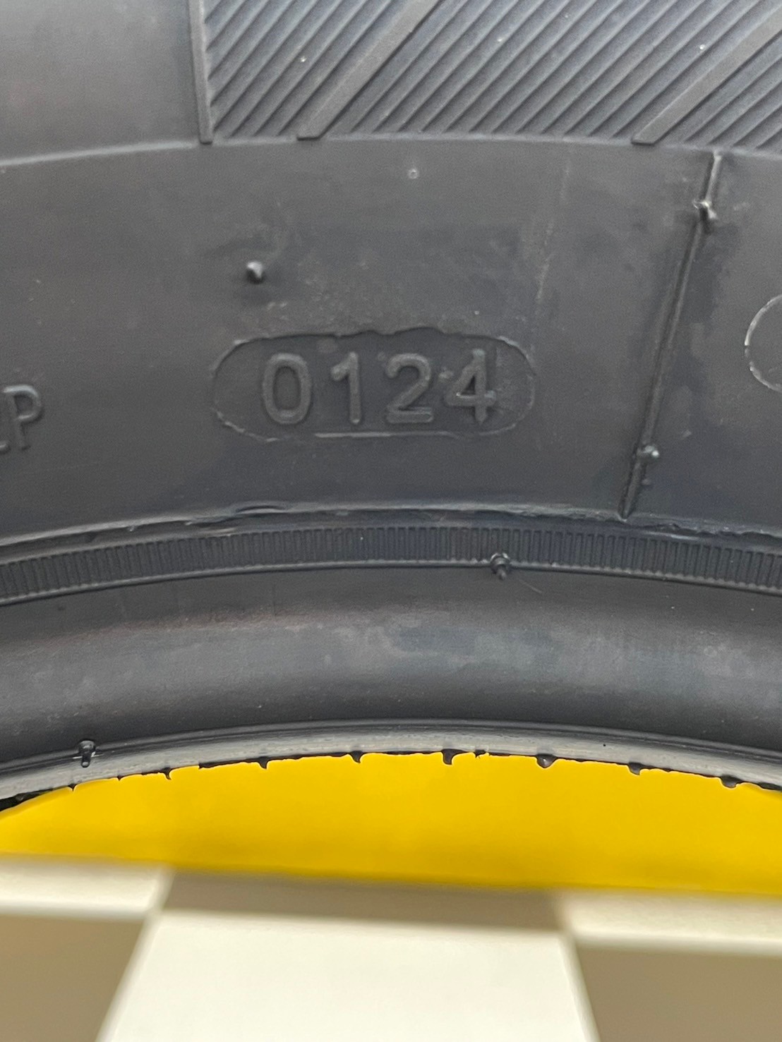 KINTO SC900 215/60R16 ยางใหม่ปี2024