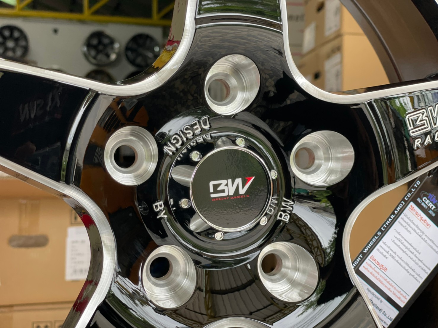 ล้อแม็กซ์ขอบ17 Brightwheels BW-18 ขอบ17 กว้าง8 ออฟ35 5รู114.3 สีดำขอบเงา(LP/B)