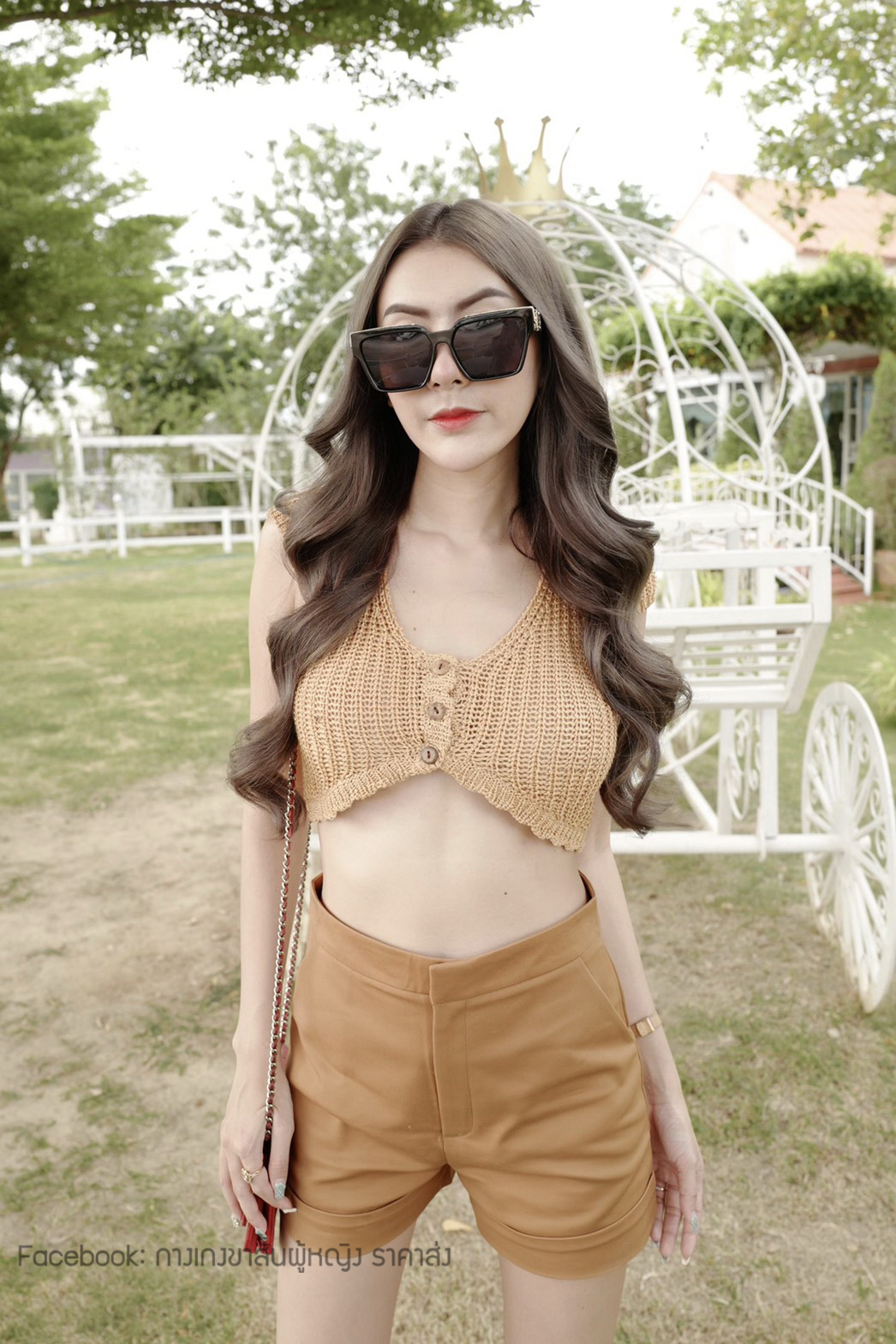 กางเกงขาสั้นเอวสูง ซิปหน้า ตะขอหน้า ปลายขาพับ ผ้าดับเบิ้ล สวยมาก เก็บพุงอย่างเนียน สาว ๆ ใส่แล้วทรงสวย น่ารัก