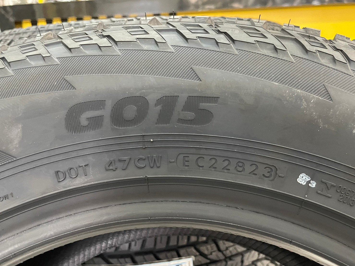 YOKOHAMA GEOLANDAR AT G015 255/65R17 ยางใหม่ปี2023 (4เส้น)