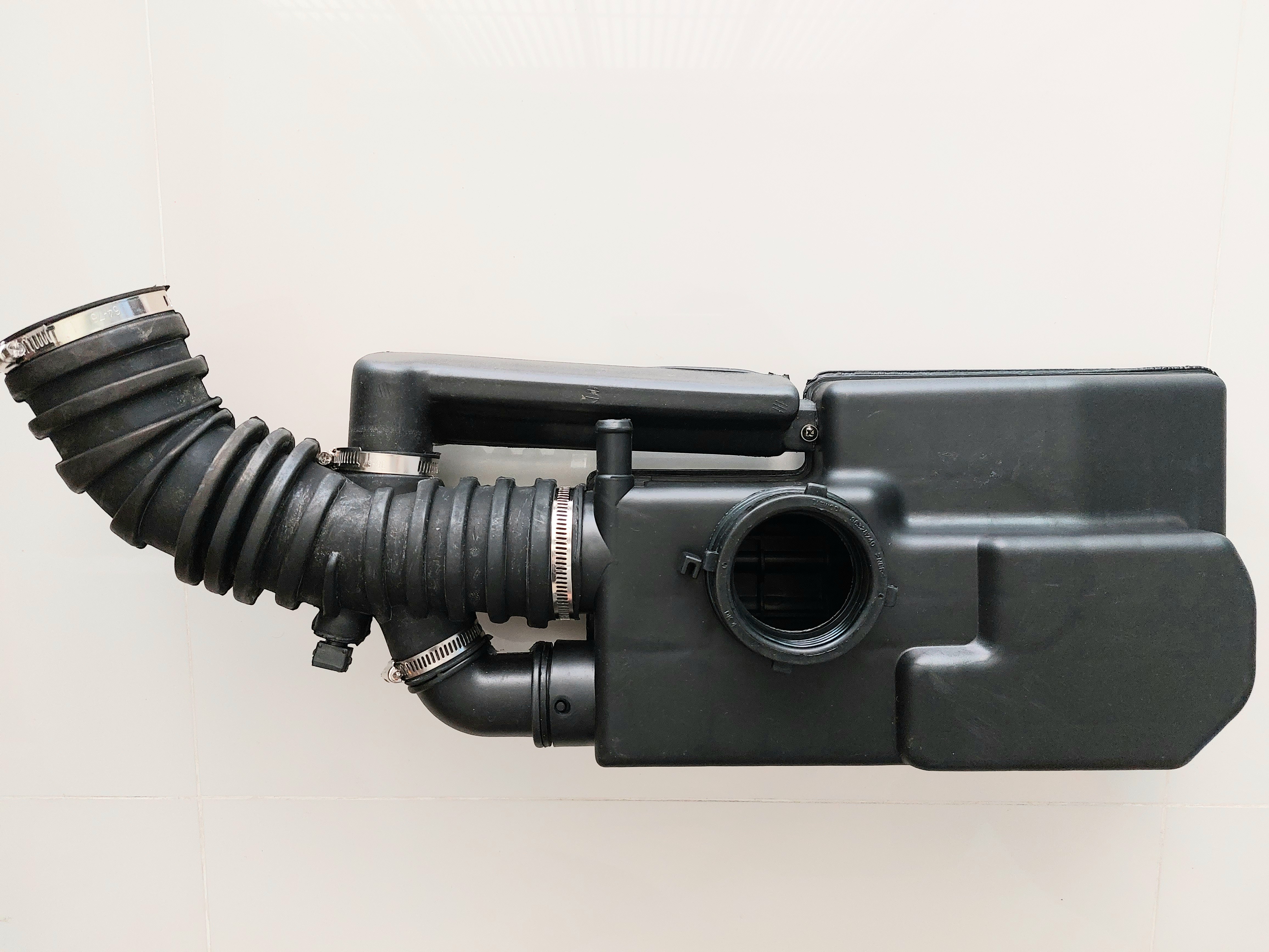 ชุดกล่องเก็บเสียง OPTRA 1.8