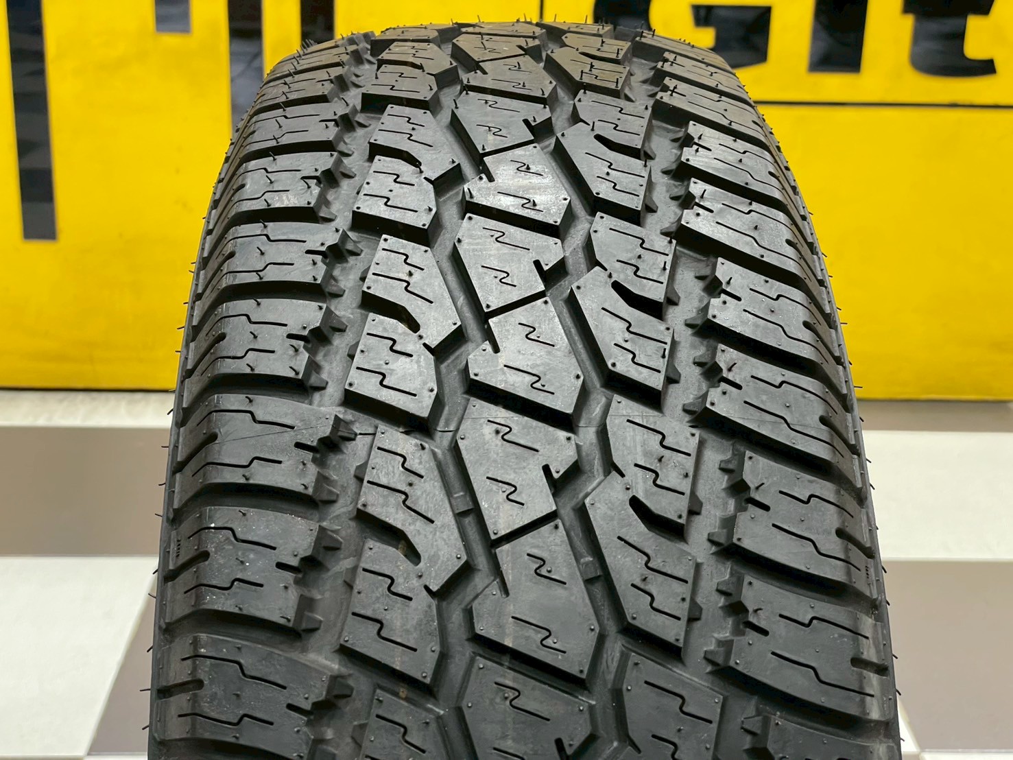 ยาง Vee Rubber Kruzer A/T ขนาด 265/65R17ยางใหม่ปี2025