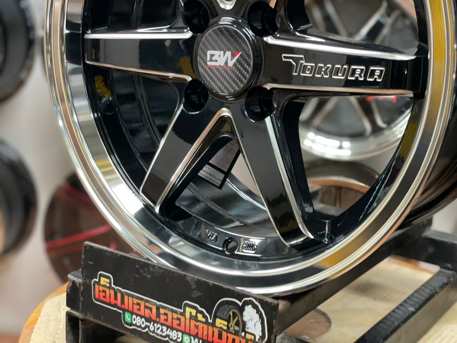 ล้อแม็กซ์ขอบ15 Brightwheels BW-54 ขอบ15 กว้าง7 ออฟ35 4รู100 สีดำขอบเงา(LP/B)