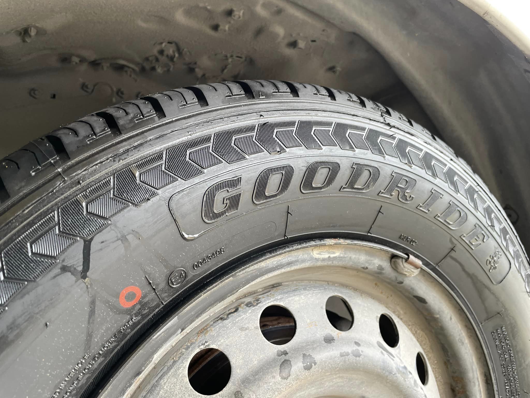 #TOYOTA_VIGO เปลี่ยนยาง #GOODRIDE_SC326_205/70R15