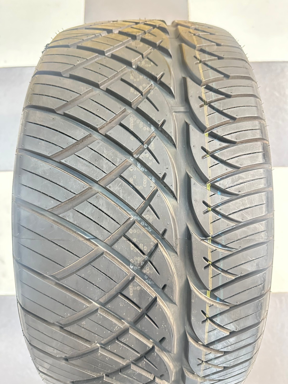 ยางลายซิ่ง SUMAXX MAX RACING 86S 275/40R18 ยางใหม่ปี2020 (ยางจริงมี1 เส้น) เพียงเส้นละ1300บาท พร้อมติดตั้งฟรี