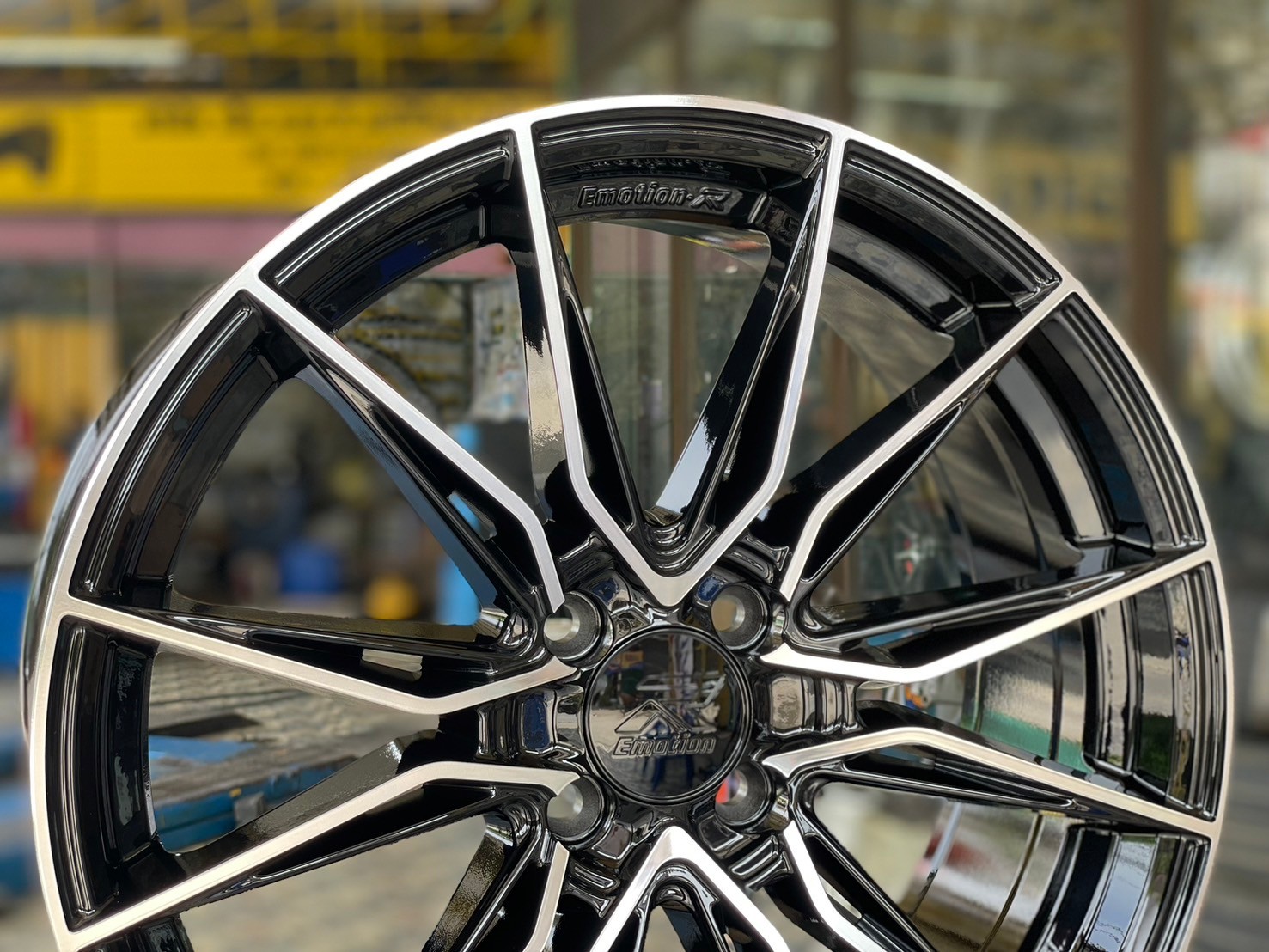 ล้อแม็กซ์ใหม่ Emotion-R #ล้อแม็กซ์ขอบ17 #EmotionR #ETV 17x7 ET35 4x100 สีดำขอบมิลลิ่งสีเงิน