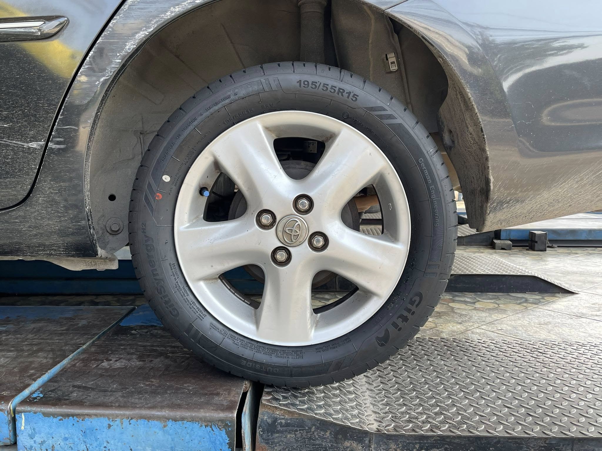 🛞❤️ #TOYOTA_VIOS🚘เปลี่ยนยาง 🛞🐘#GITI_SynergyH2_195/55R15 #ยางคุณภาพดีนุ่มเงียบ