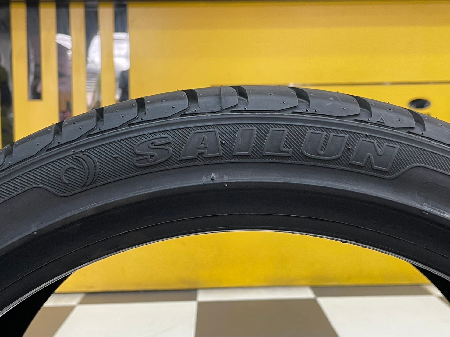 ยางไซหลุน #Sailun Atrezzo ZSR 225/40R18 ยางใหม่ปี2024