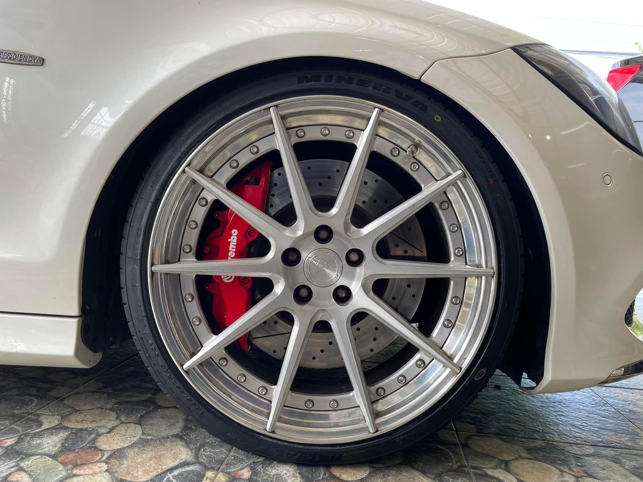 MINERVA F205 235/35R20 MINERVA F205 265/30R20