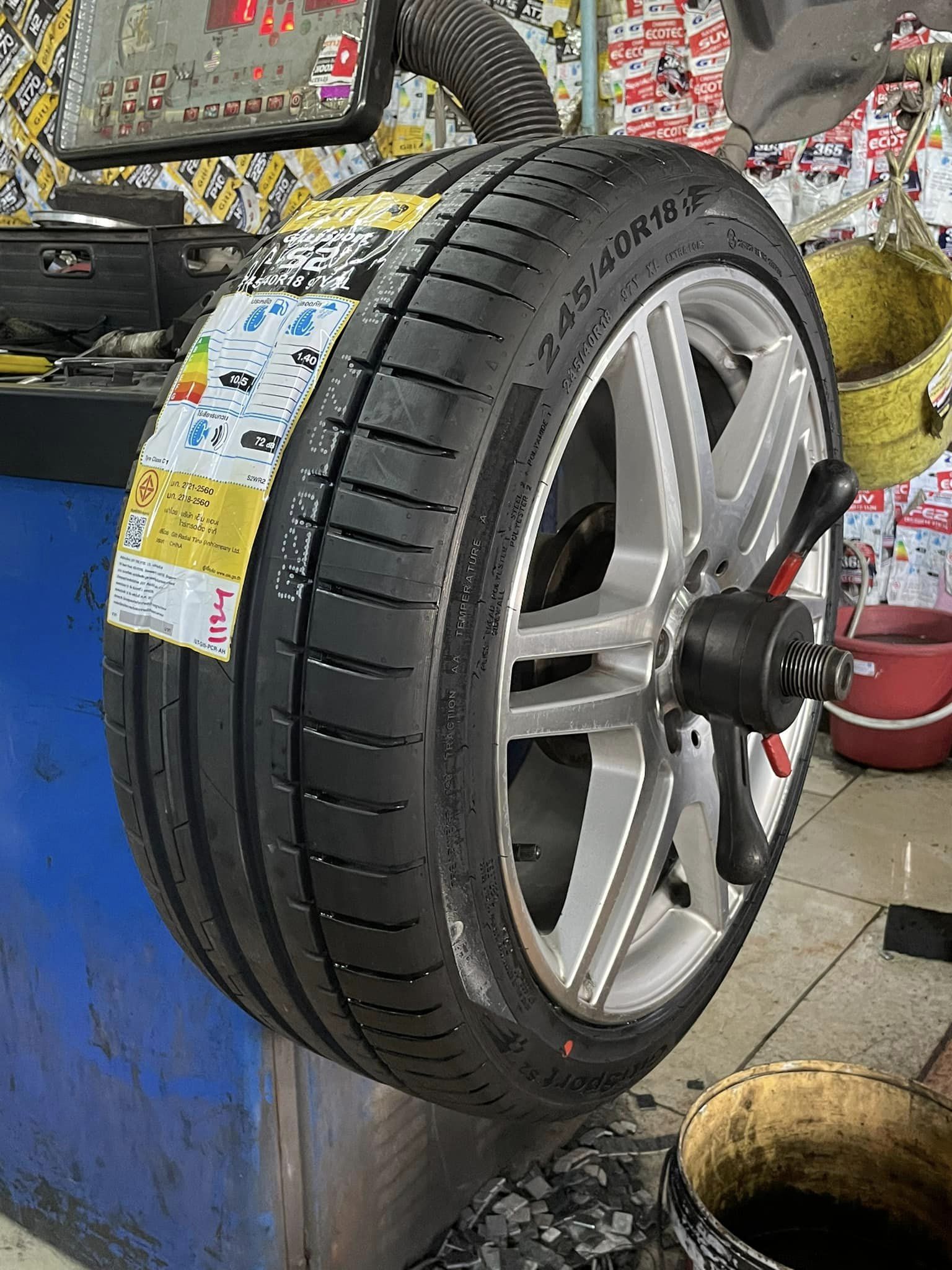 🚗#BENZ_E220🚘 🛞#ยางจีที #ยางสปอร์ตสมรรถนะการขับขี่สูง 🛞 🛞#Giti_SportS2 245/40R18🛞 🛠 #Giti_SportS2 265/35R18🛞