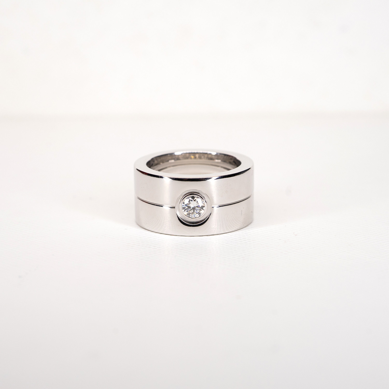 แหวน Cartier High love with diamond ทองคำขาว 18K ไซส์53# +กล่อง (Used)