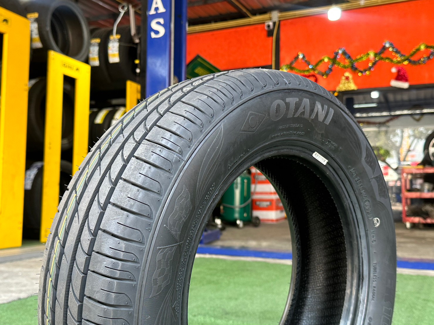 OTANI EK1000 185/65R14 ยางใหม่ปี2023 ราคาพิเศษพร้อมติดตั้งฟรี สามารถสอบถามเพิ่มเติมได้ค่ะ