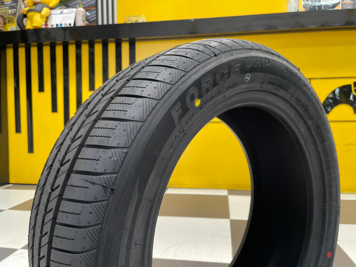 ATLAS FORCE UHP 205/55R16 ยางใหม่ปี 2022
