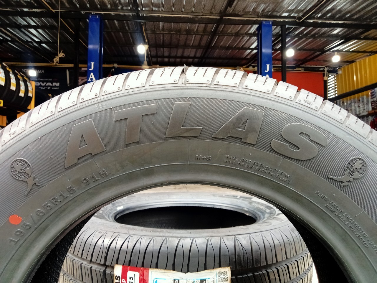 ยางใหม่ ATLAS FORCE HP 195/65R15 ยางใหม่ปี 2022 (ยางมี3เส้น )