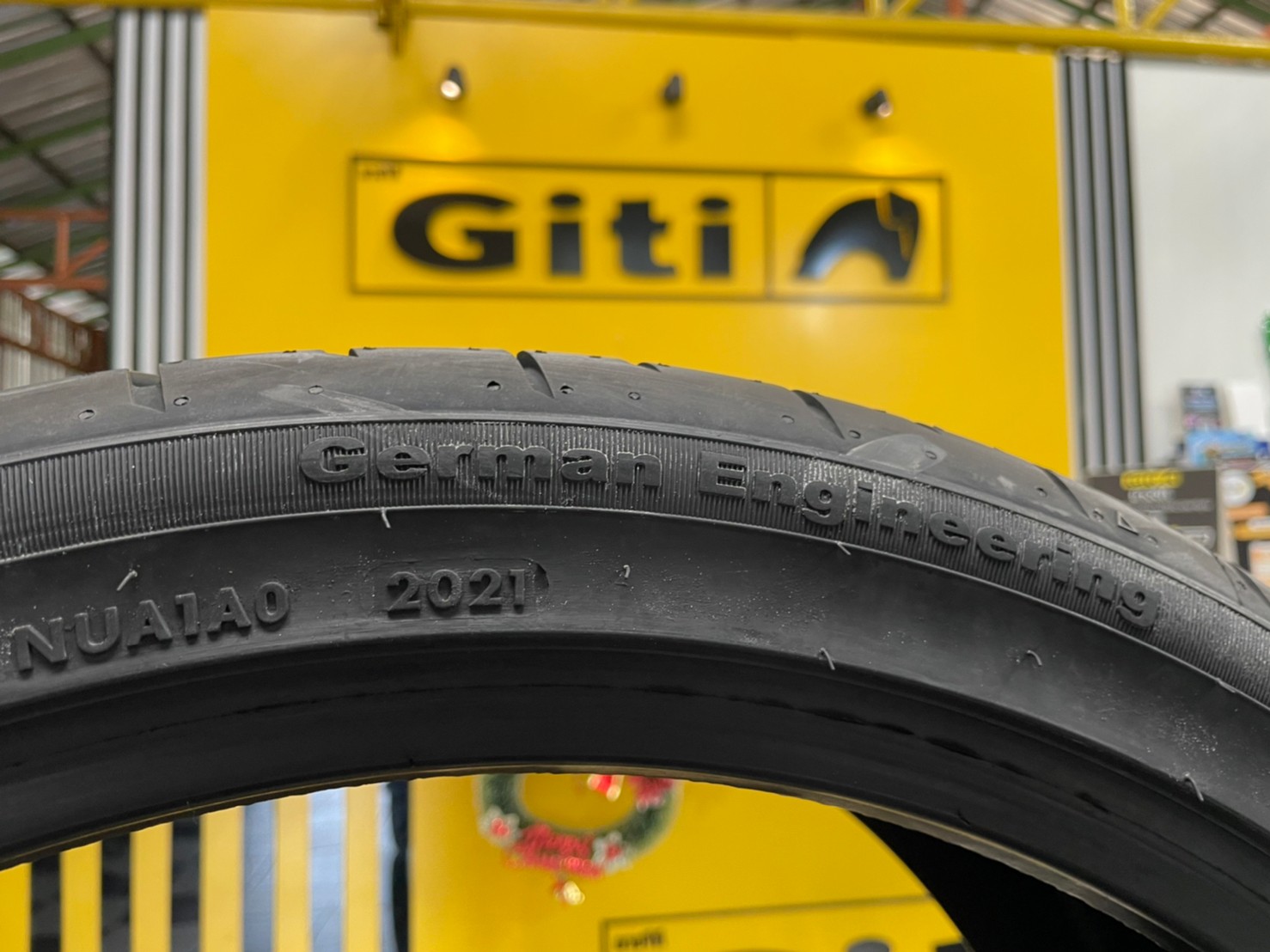 255/35R20 Giti SportS1 ยางสปอร์ตคุณภาพดี นุ่มเงียบ ยางใหม่ปี21 ราคาโปรโมชั่นพิเศษ พร้อมติดตั้งฟรี