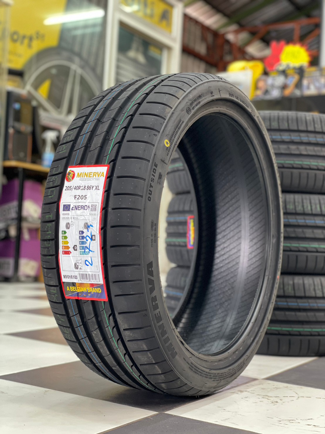 ยางMINERVA F205 205/40R18 ยางสปอร์ตคุณภาพดี สมรรถนะการขับขี่สูงนุ่มเงียบ ยางใหม่2023