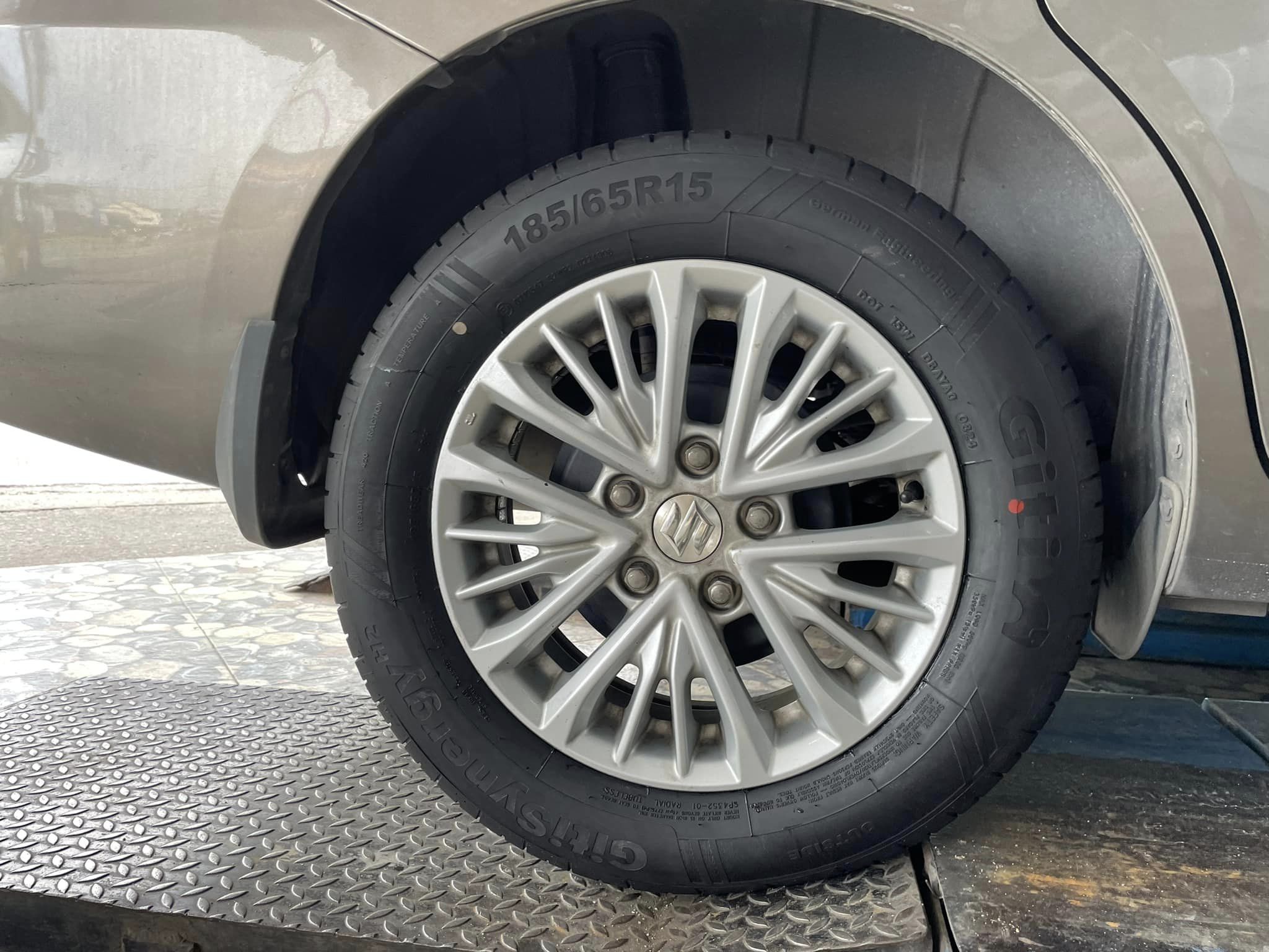 🚘 #SUZUKI_ERTIGA 🛞 #ติดตั้งยางจีที 🛞#Giti Synergy H2 185/65R15 ยางใหม่ปี2024