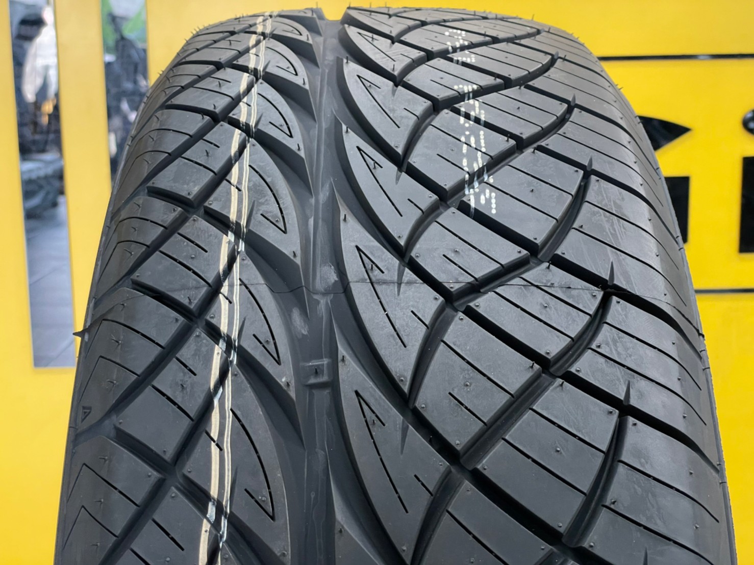 OTANI BM1000 265/60R18 ยางสปอร์ต นุ่มหนึบ