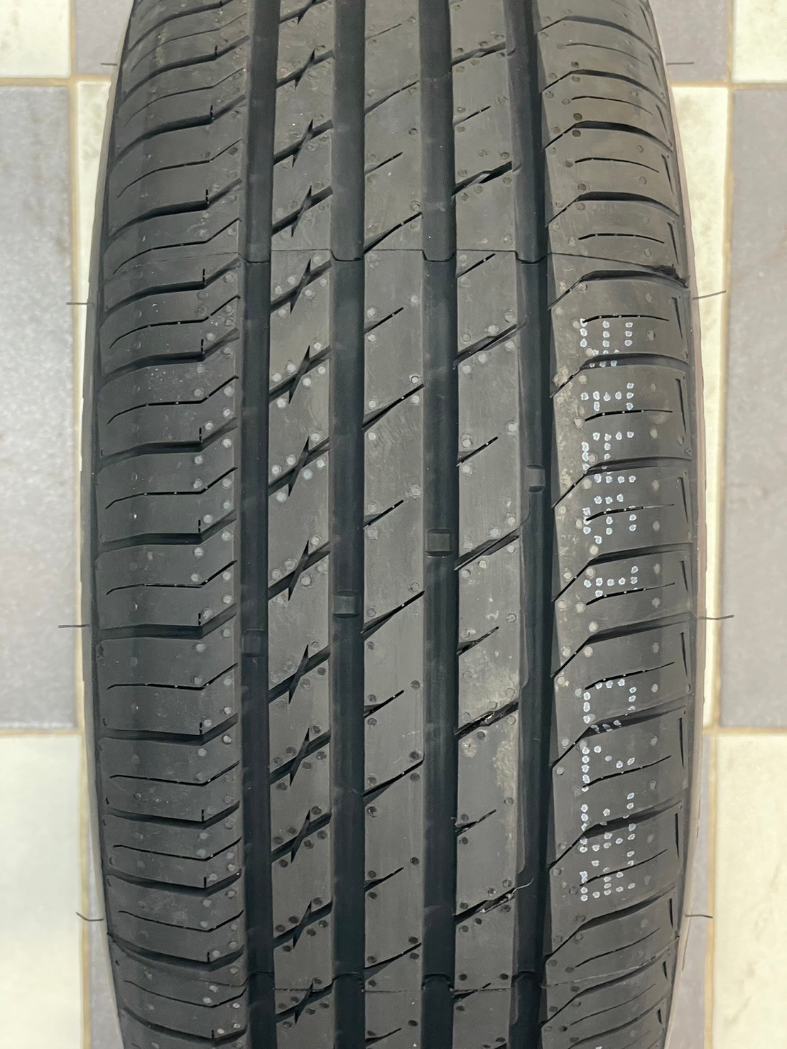 SAILUN ATREZZO ELITE 185/55R14 ยางใหม่ปี2024