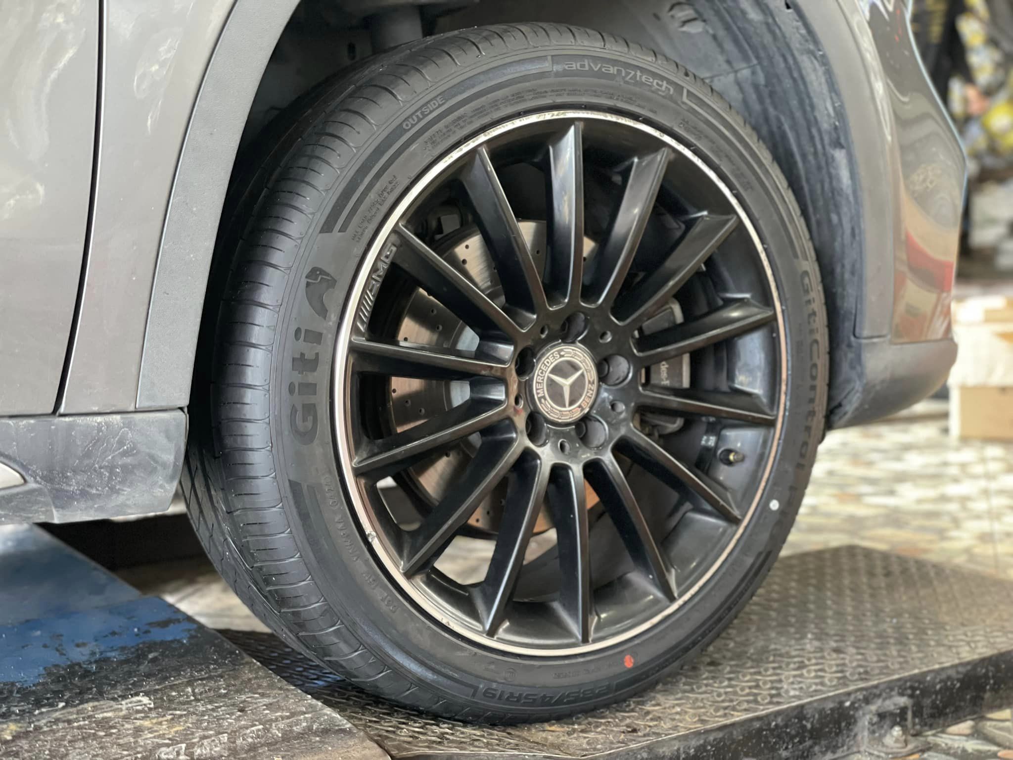 #BENZ_GLA250เปลี่ยนยาง #GITI_CONTROL P10 235/45R19