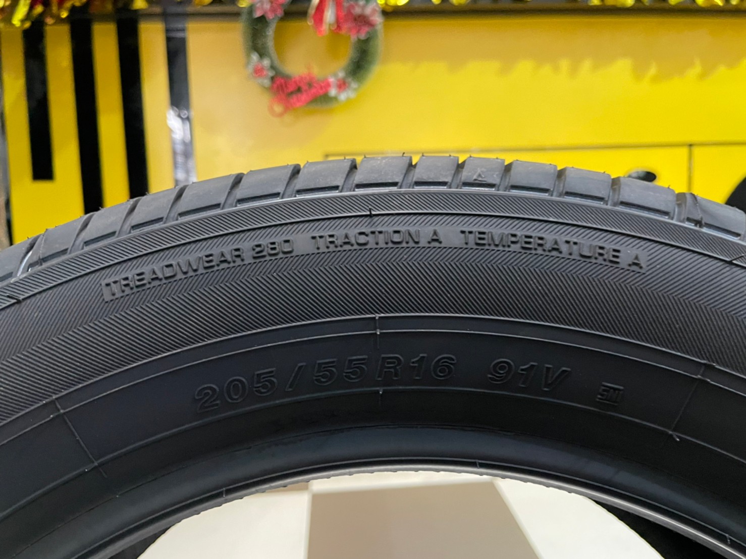 ยางใหม่YOKOHAMA ADVAN DB E70 205/55R16 ยางใหม่ปี2023