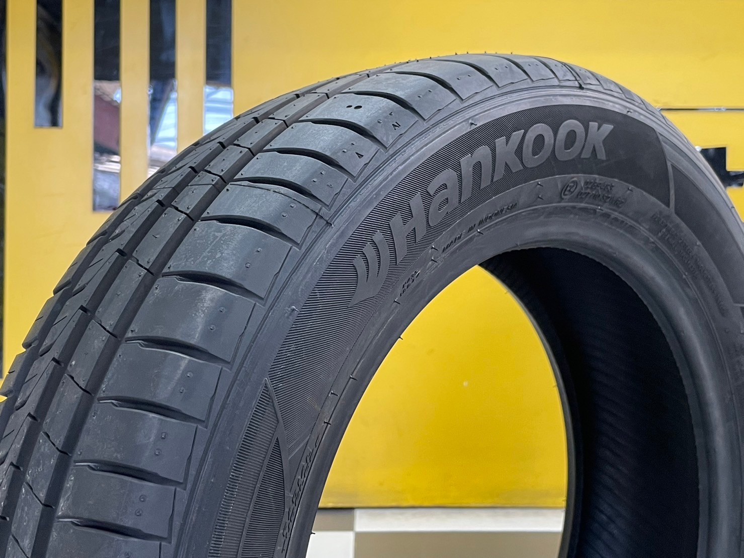 HANKOOK Kinergy Eco2 185/60R15 ยางใหม่ปี2023 ยางแบรนด์สัญชาติเกาหลี ยางคุณภาพดี นุ่มเงียบ