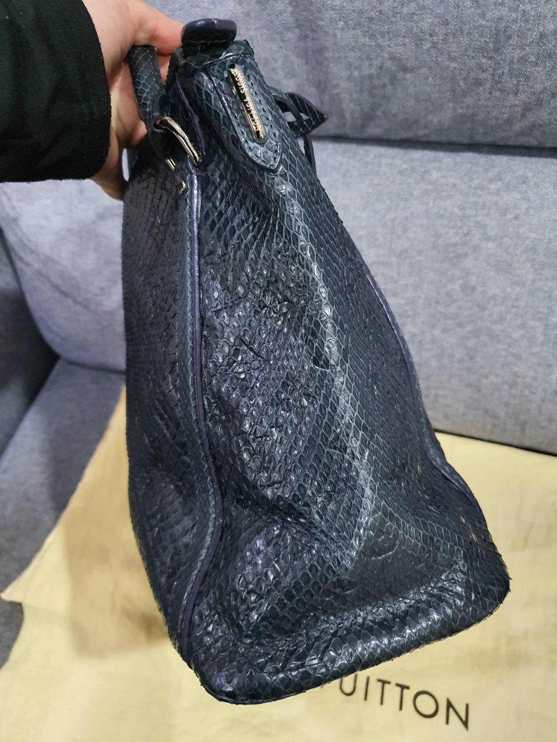 กระเป๋าLV Antheia ixia Python มือสอง