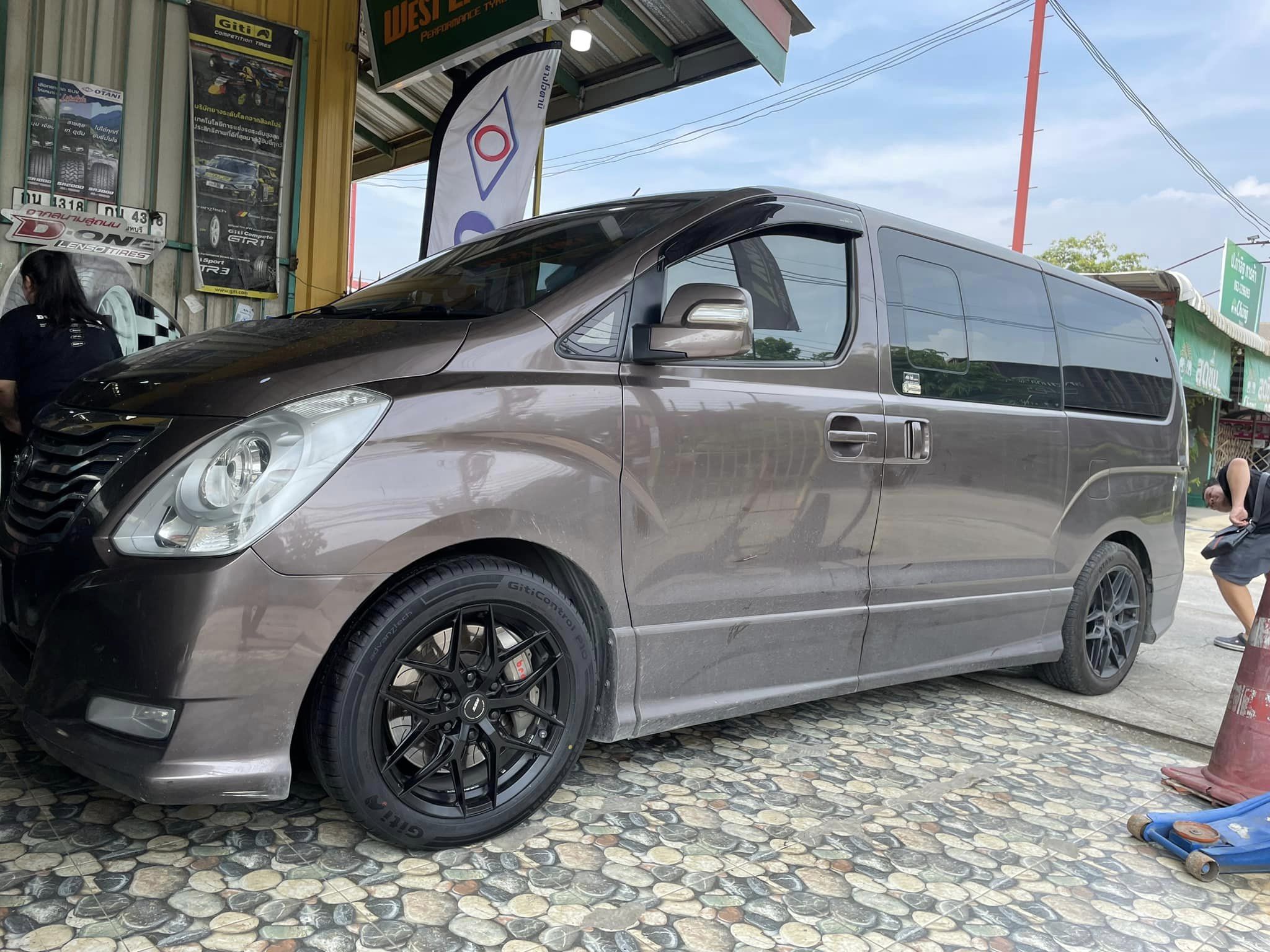 #HYUNDAI_H1🛞 เปลี่ยนยาง #GITI_CONTROL P10_235/50R18