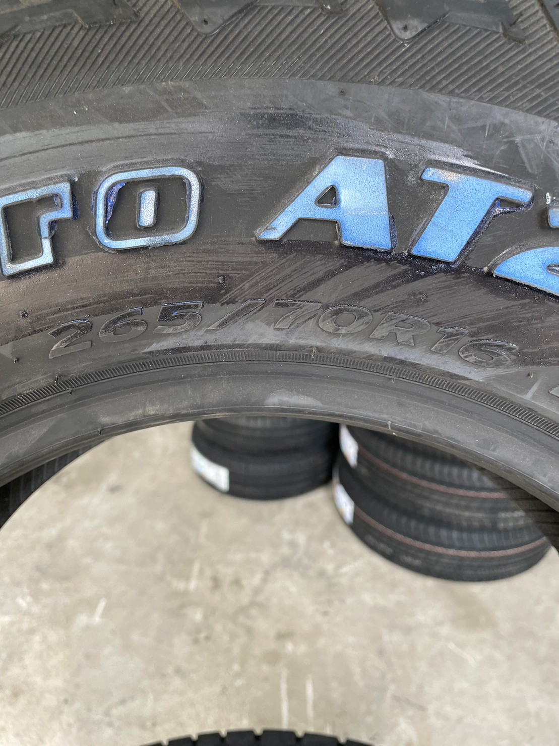 ยางฮันคุ๊ก Hankook AT2 265/70R16 (RF11) ยางใหม่ปี2023 (4 เส้น)