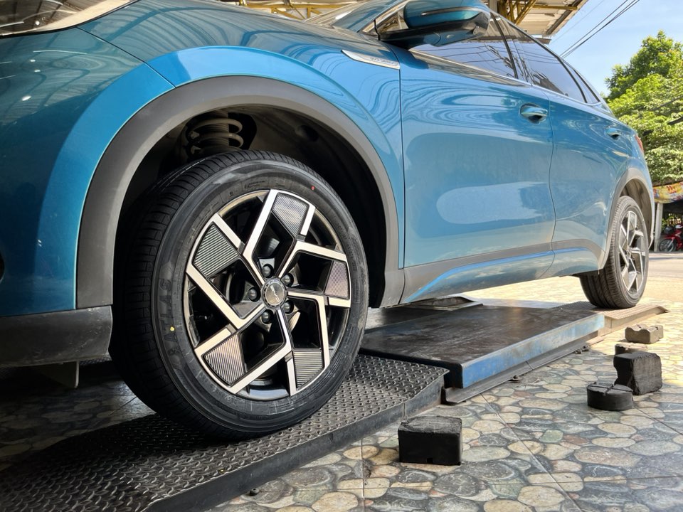 BYD_ATTO3 เปลี่ยนยาง 🛞🐘#ALTIS_A51 215/55R18